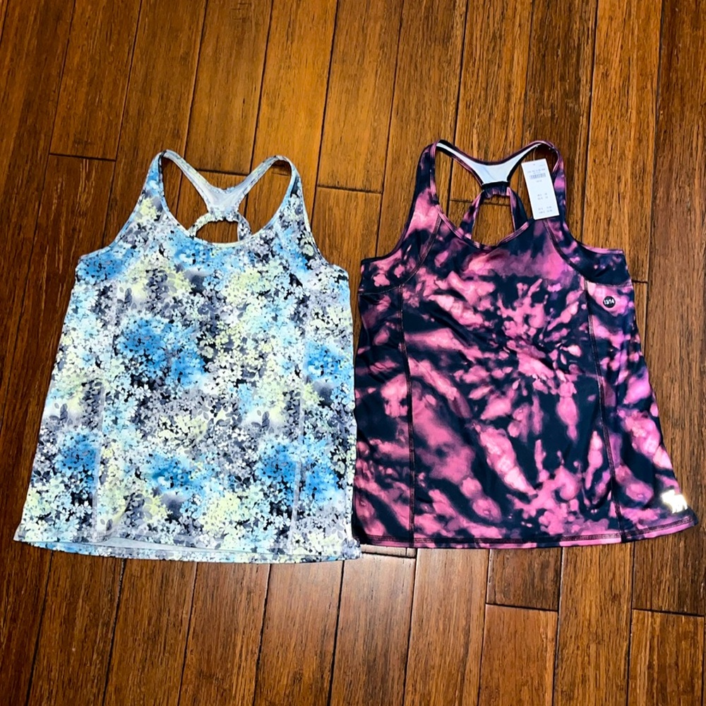 NEW!! Lot of 2 Girl’s Abercrombie Tanks size 13/14.